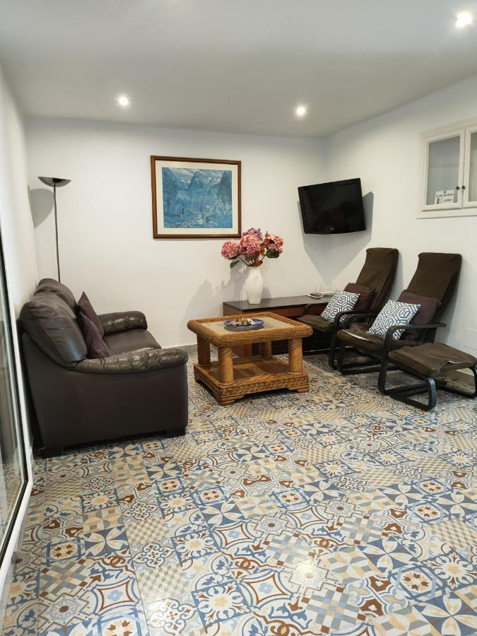 ミハス La Casa Del Barrioゲストハウス エクステリア 写真